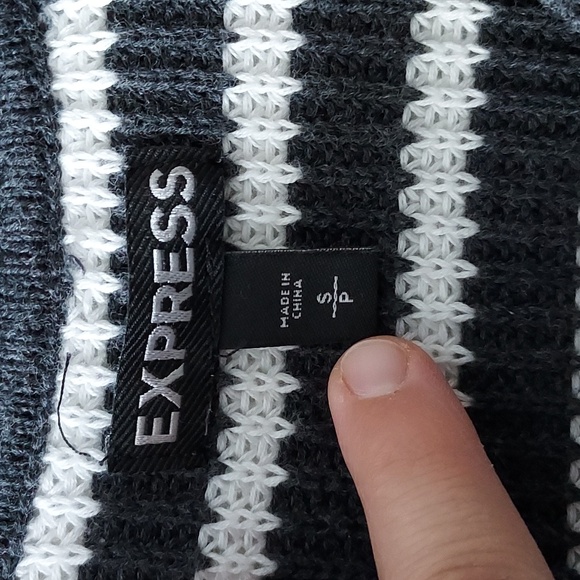 Express 3/4 sleeve sweater s/p black white - Picture 4 of 9